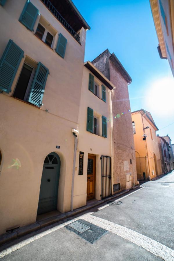 Perfect Family-Oriented And Renovated Townhouse In The Old Antibes Daire Dış mekan fotoğraf